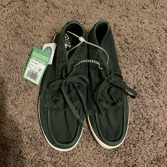 NEW Sanuk Vee K Shawn Women's Size 7 - Picture 3 of 4